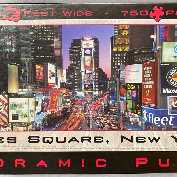 Buffalo Games Times Square New York City Panoramic Jigsaw Puzzle 750 Pieces - Picture 3 of 5